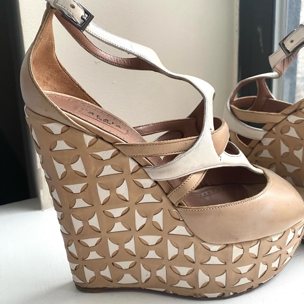 Maison Alaïa Wedges - Picture 4 of 6